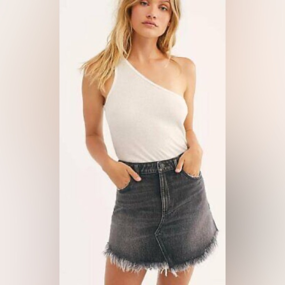 We the Free denim skirt. Size 28. NEW! - Picture 2 of 15